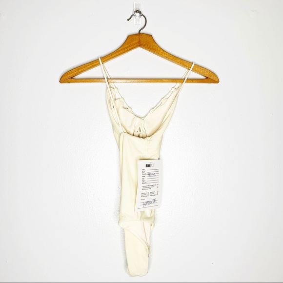 NWT - BEACH RIOT Nicolette Lace Up One Piece Suitt - Picture 3 of 5